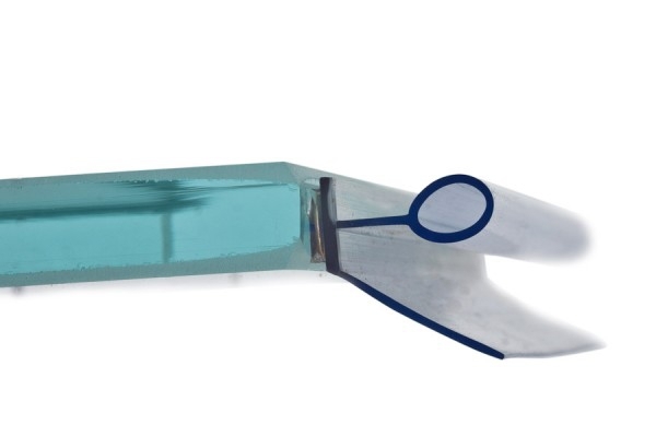 Bodendichtung für 8 mm Glas - selbstklebend, 2500 mm Länge